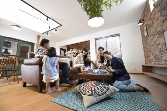 モデルハウス建築中！！