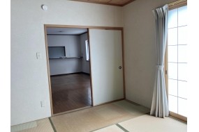 和室からLDK側を見た写真です。