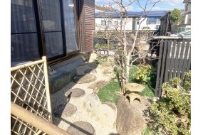 綺麗な東側のお庭