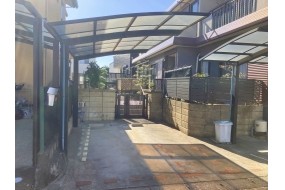 カーポート付の駐車場