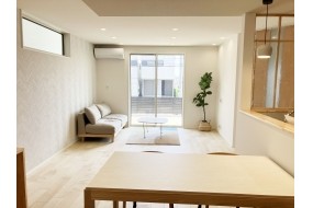 (C棟)エアコン稼働中のためご内覧中も涼しく快適にお過ごしいただけます！