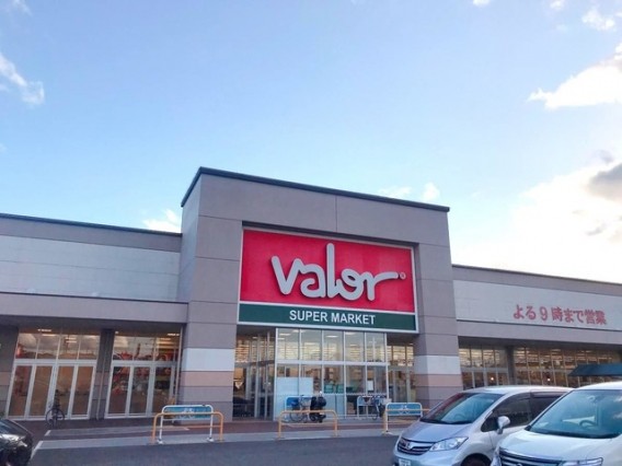 バロー城山店：徒歩22分（1700ｍ）