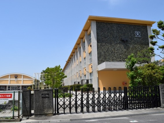 市立 東栄小学校：徒歩14分（1100ｍ）