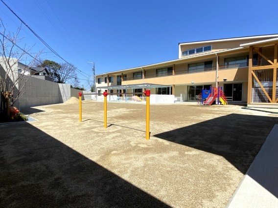 あかいけ箕ノ手保育園　徒歩8分(600ｍ)
